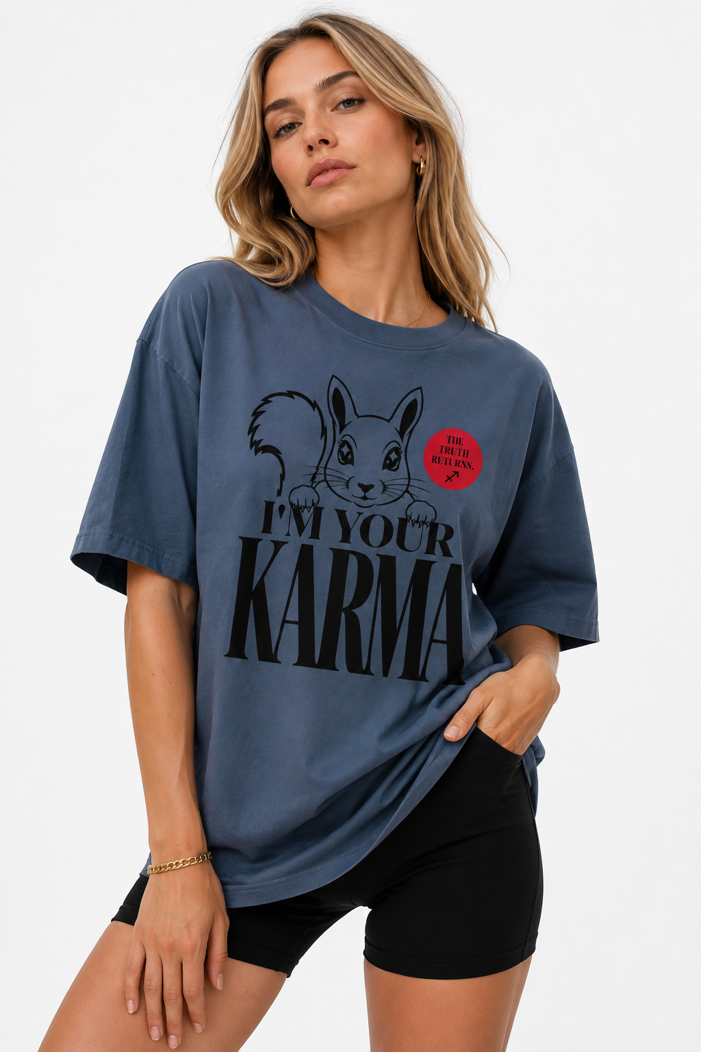 SQUIRREL KARMA Noir Oversized T-Shirt