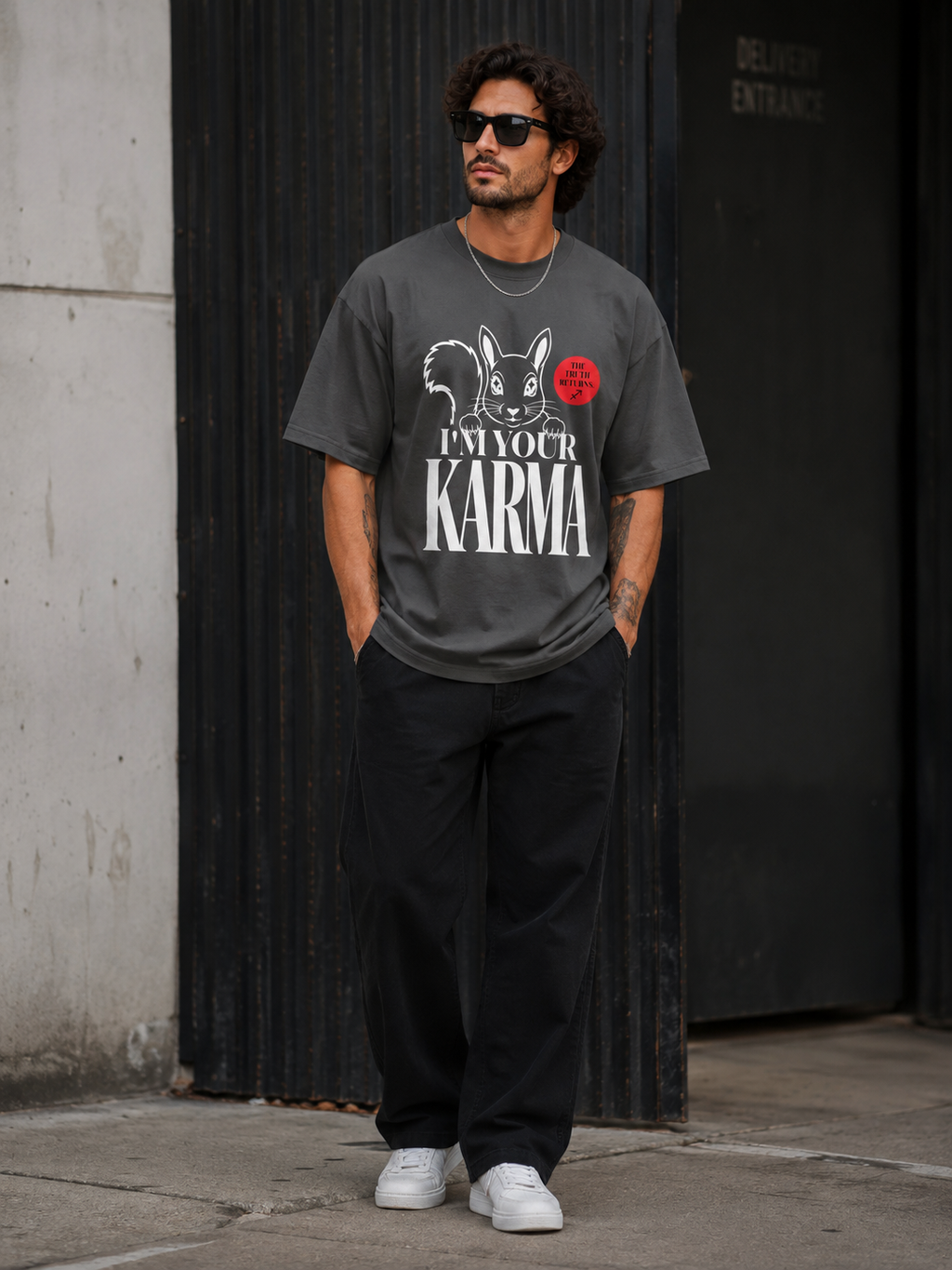SQUIRREL KARMA Oversized T-Shirt